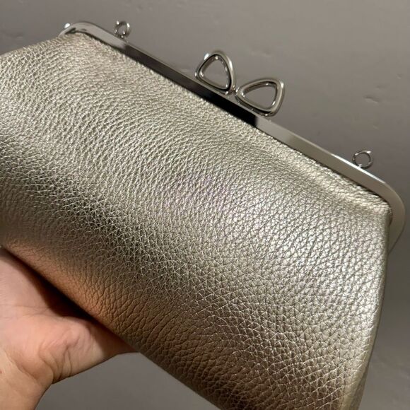 Gold Togo Cowhide Calfskin Handmade “Bow” Shaped Kisslock Baguette Bag/Crossbody - Picture 14 of 16